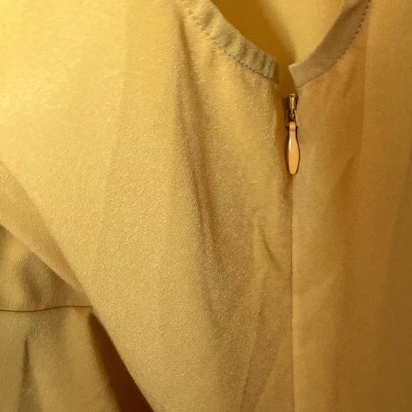 Banana Republic gold dress blouse - size M - side zipper - gently used - Picture 4 of 4